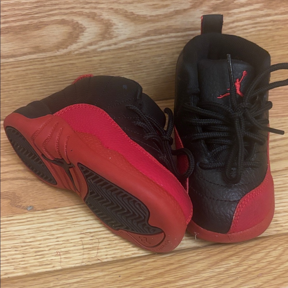 Jordan Kids Black and Red Sneakers